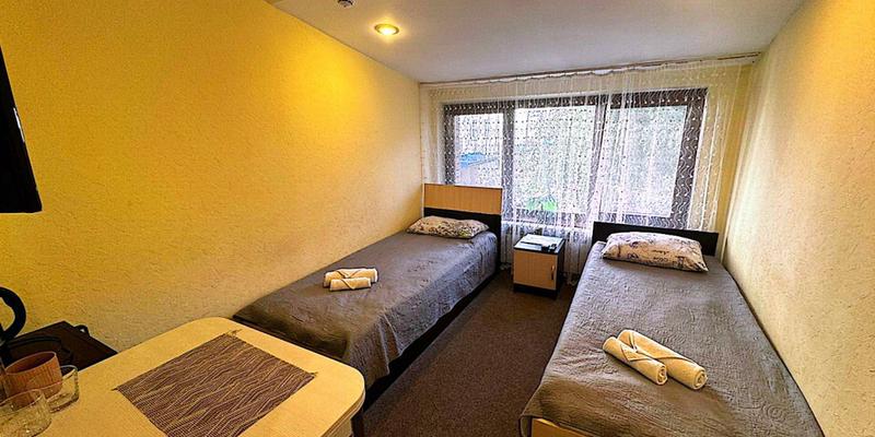 room_e9496bfa-64d9-49f4-9b9e-476a86a429ad.jpg