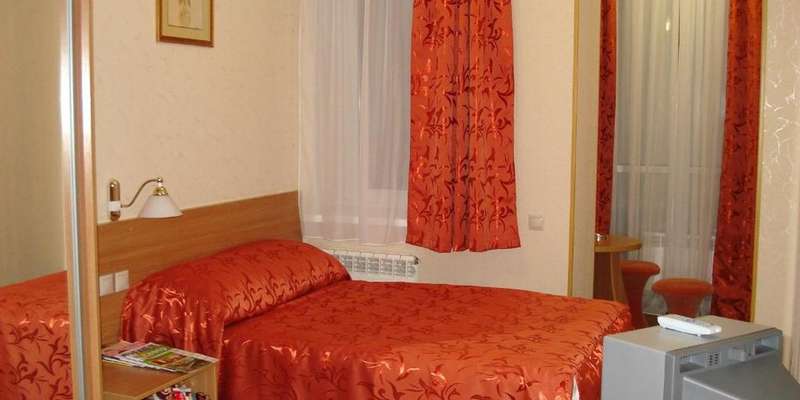 room_e757c248-e474-465f-9d0d-a1810e7e7ae9.jpg