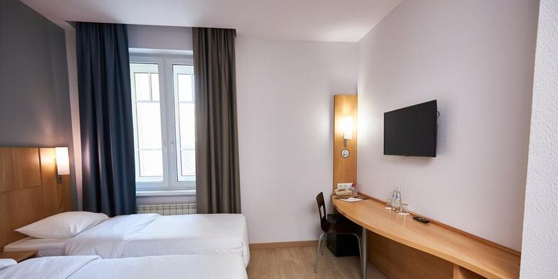 room_b702cd67-c333-4a1b-abef-cfe4e31e62c5.jpg