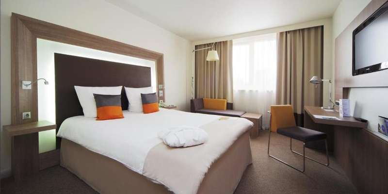 room_7ac6350a-84b7-4c6a-994e-05556d2428e3.jpg
