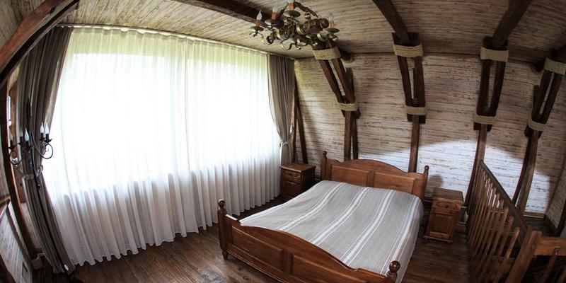 room_933b58f3-e6f6-482d-8ef2-e375bf5fbcc7.jpg