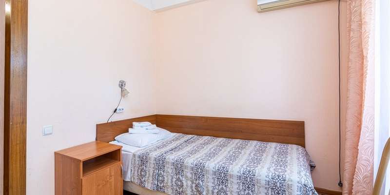 room_2ab466bf-dd89-4a68-a71c-67c0b19c2a44
