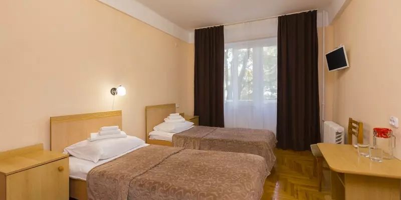 room_7d582916-199a-4ee0-bb27-bf0a4d1b5b51
