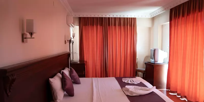 room_574c402c-053b-46bc-8892-6a67129efa0d