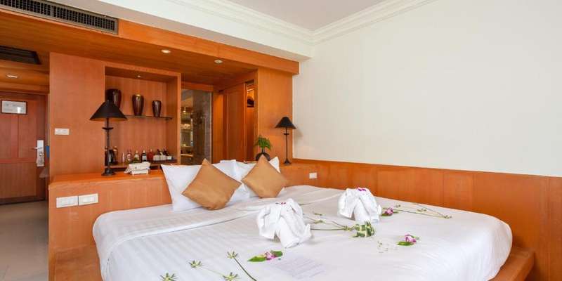 room_ea25e69d-0810-444e-86e0-58d5138bb167.jpg