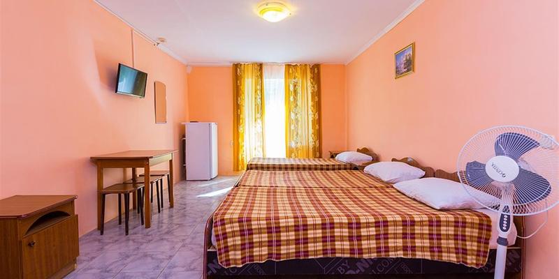 room_e991ce3e-9139-49bf-9d95-0a2c3f783b87