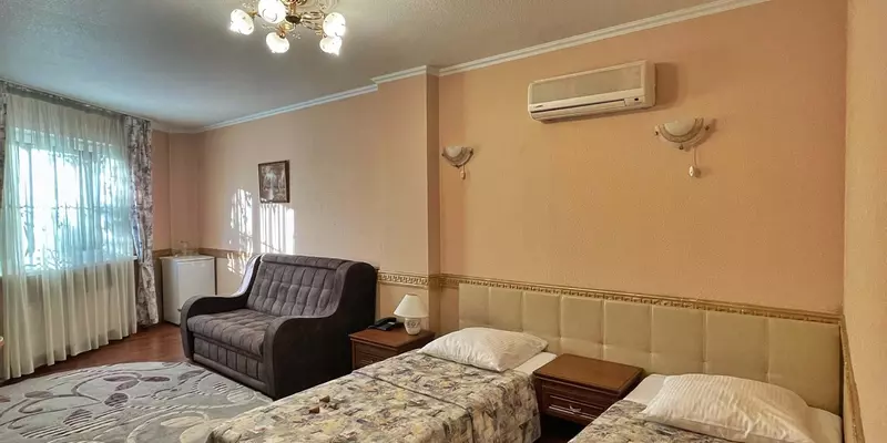 room_b037e947-be24-4f5f-ab2e-cba06d838f6f
