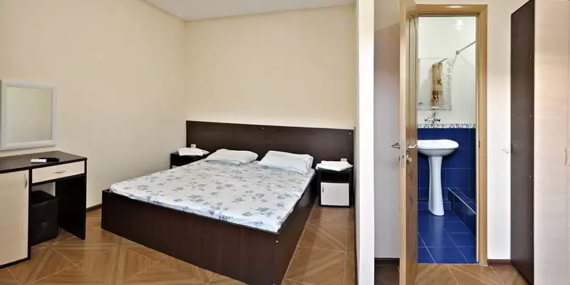 room_9f4f390f-093e-41a9-b14d-33e510b3a0ac