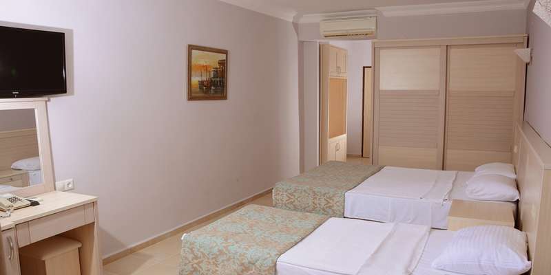room_a9220a0a-4b8e-4177-b522-214d2eb744da