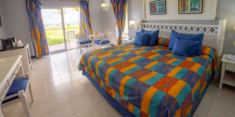 room_3bf09cda-e3c9-49a2-b8d7-38408065642e