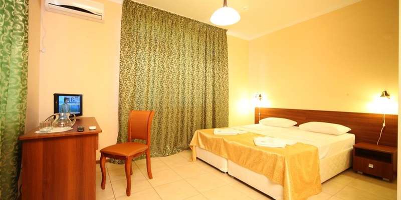 room_63dd4f01-530f-4912-ae89-b4a789c313a4