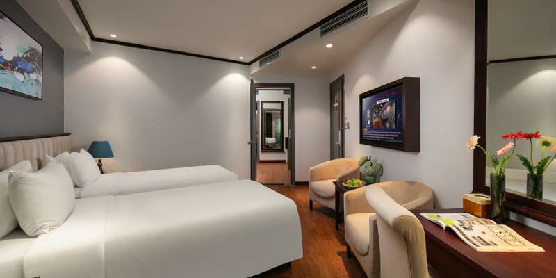 room_9370e220-ae55-40d5-a38e-2e9c73968715.jpg