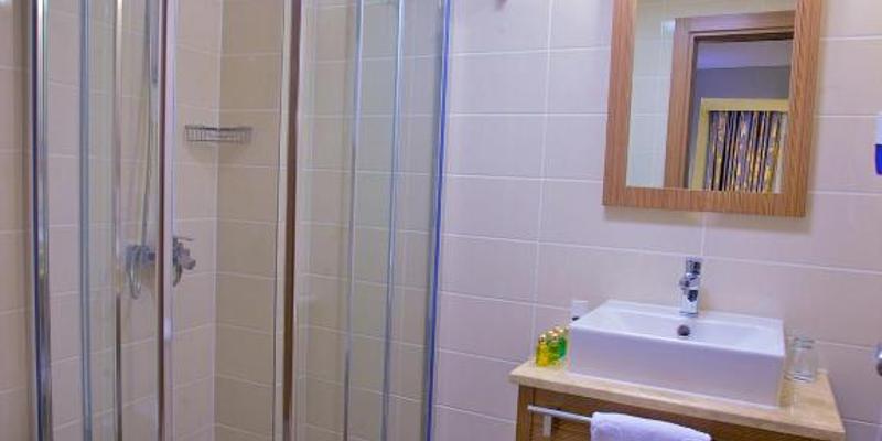 room_43b74f07-386d-4010-83db-5dd7c19f98e5.jpg