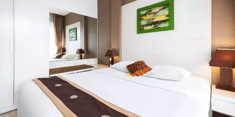 room_ff8b9b30-4eb4-4e1c-8156-ecad94a0a6ed.jpg