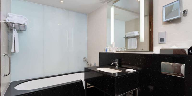 room_3ed3b01a-edc7-4a3a-81b3-e8d48d170d1f.jpg