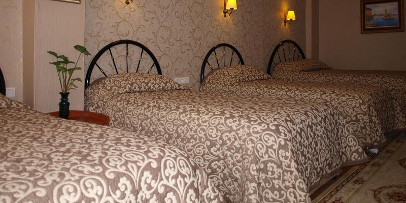 room_83720ecf-8e98-4c3d-a05d-1d84d2ff5fa4.jpg