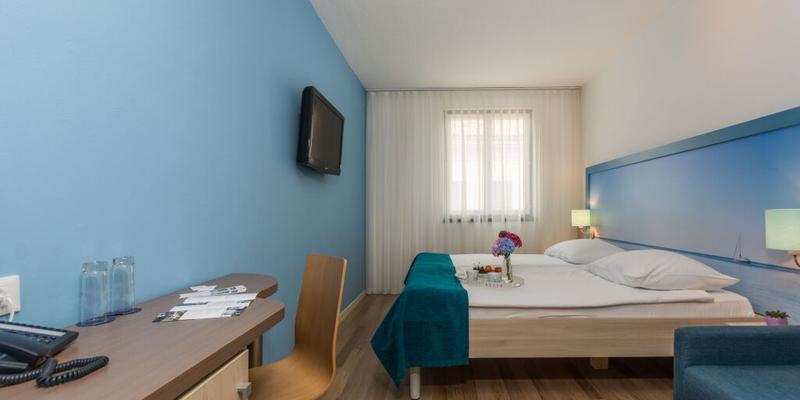 room_99426a30-e1b2-447c-afd9-a2c8b51053d3.jpg