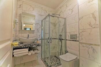 room_f4eefd77-fdae-4683-95d0-8e0d8cb48f31.jpg