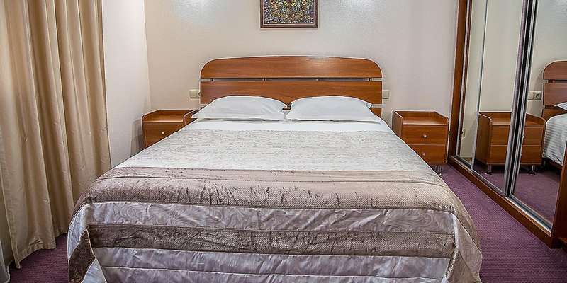 room_8e5ff043-ff06-4a55-b1a4-11fa4308b776.jpg