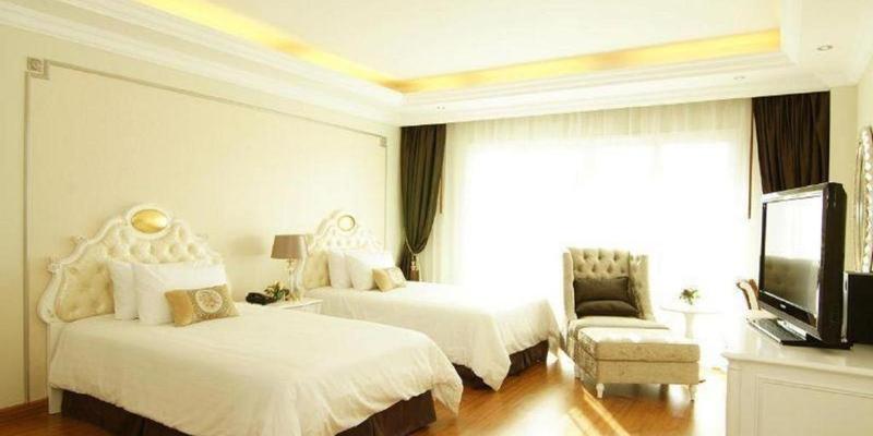 room_280a704e-6cb4-4a28-9ebb-231401d4e15f.jpg