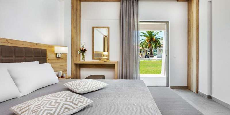 room_cd30fc5b-1cda-47dd-83b0-2d59042d07fe.jpg