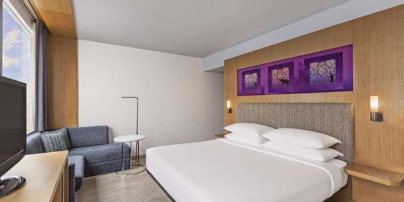 room_90b7e439-c6c3-4347-8ab6-618f8b1266c0.jpg