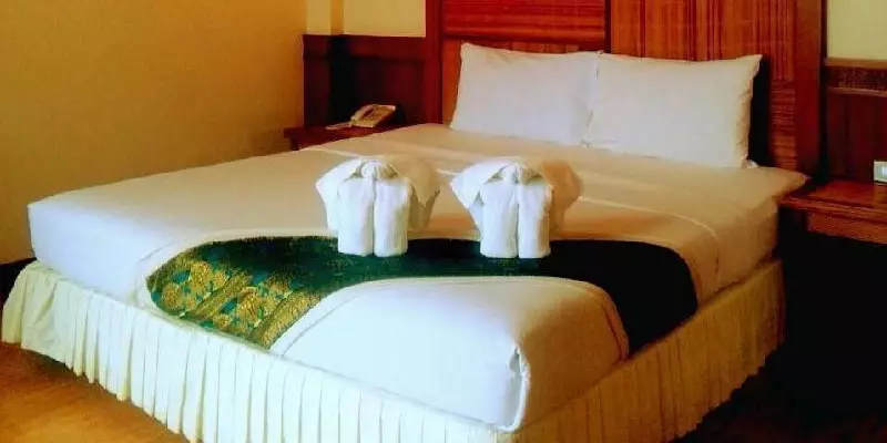 room_1eaccedc-ee3c-4e2f-875d-0c57c4e74d1a.jpg