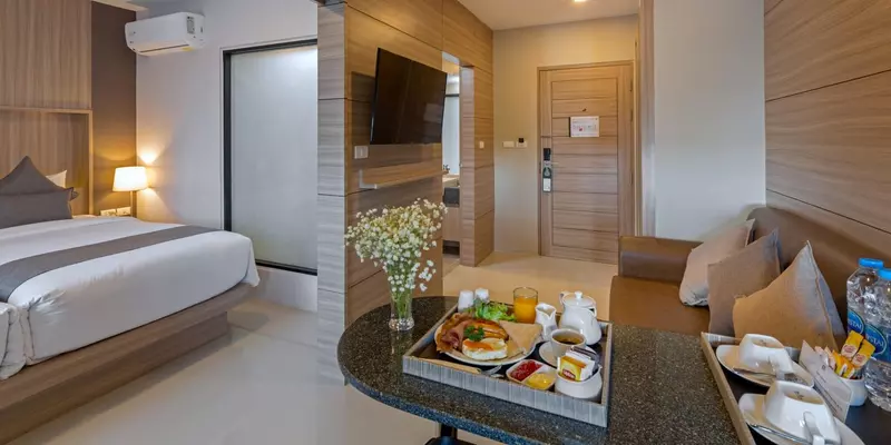room_35c252b8-7620-46d9-862f-1c40796d84cf