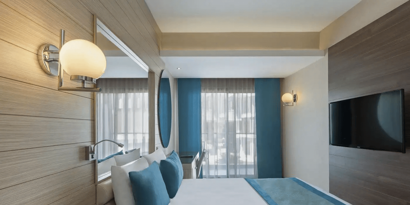 room_6d05a04f-bd96-49ff-85f8-783c4938d445