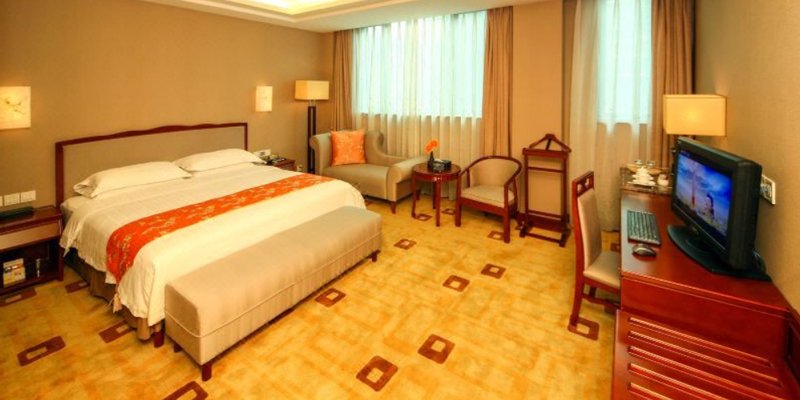 room_4e4dd229-d985-4a2e-acc5-e1b483e69aa5