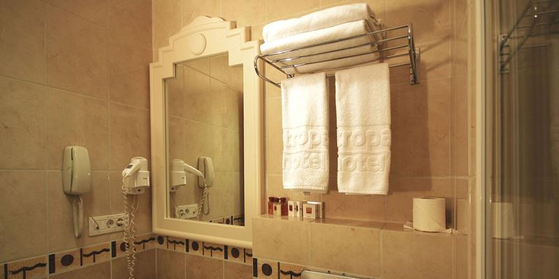 room_39d22451-d02b-4d44-baf4-af073c72b9b7.jpg