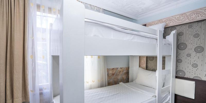 room_a9cb580d-6a71-4bc7-a958-c828fe8041df