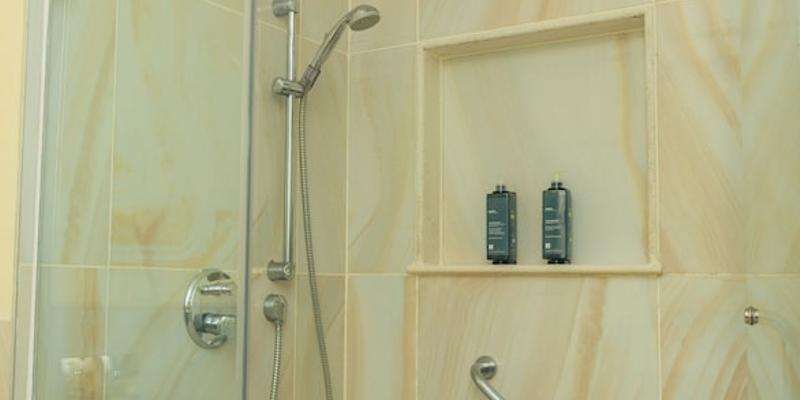 room_4d82bbc1-8d72-4fc7-8f1b-35d7d5776a69.jpg