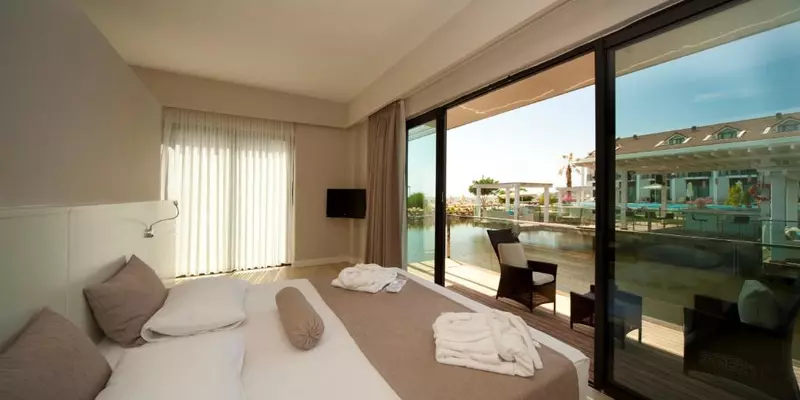 room_b49979ba-9900-4713-a763-52bb6de5633e.jpg