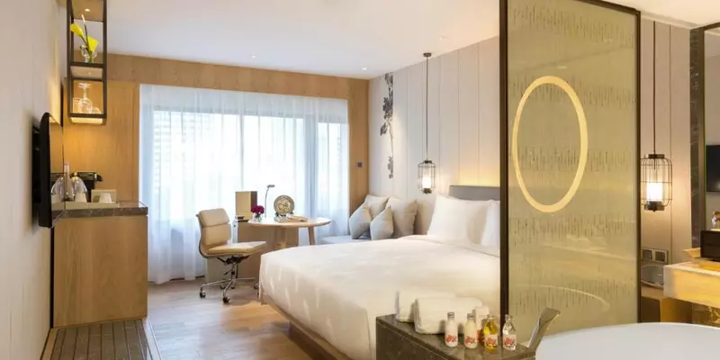 room_8c3a18e8-834e-4884-b6b0-550aaf5bb34b