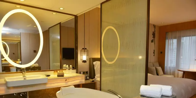 room_943fb147-5b25-4fc9-98d9-d5bab29808e8