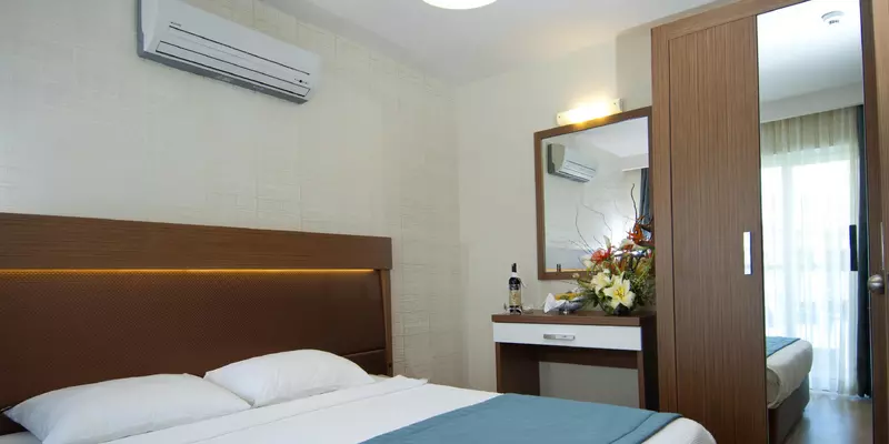 room_2d2c5dfa-e119-4908-a5d7-f17a22803bda