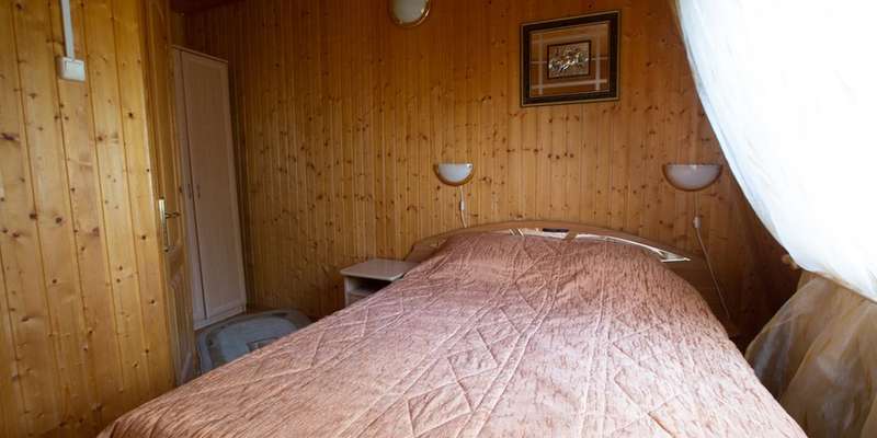 room_f53f5d30-e39d-45c1-8f5a-18404c6b486a.jpg