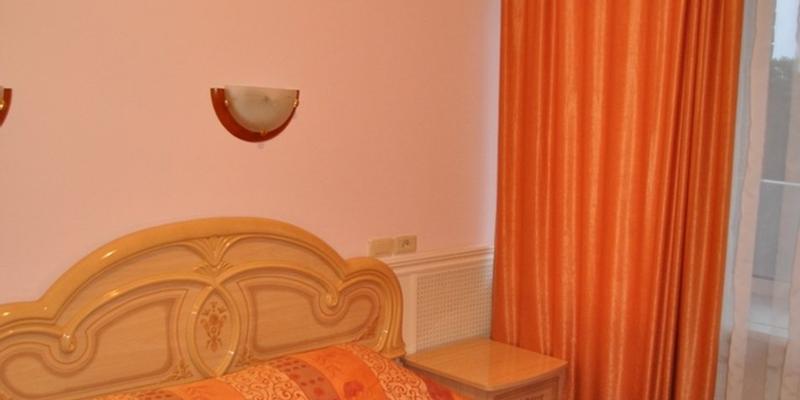 room_90286024-97a6-4020-9202-83c5487e8919.jpg