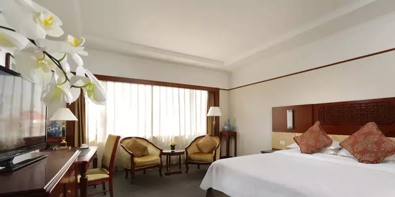 room_64618cfa-32e5-4704-b7c7-bdf9df989b03