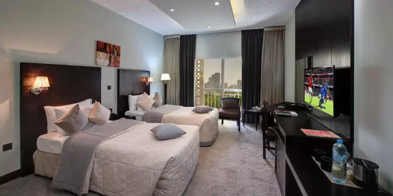 room_4be6c889-2c3f-4e18-8990-d51c3d63e35a