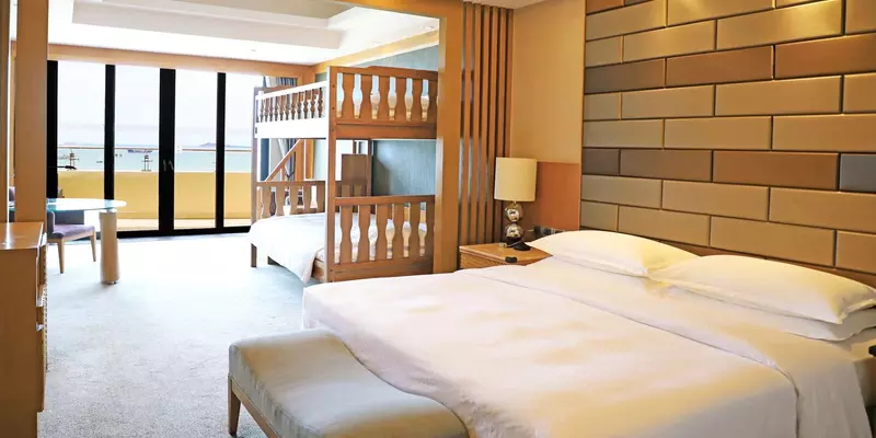 room_378f34cc-84be-4f11-a8a8-7c02601c0bf8
