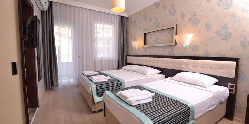 room_57be6d80-41f3-4305-ad56-b61839fca41e