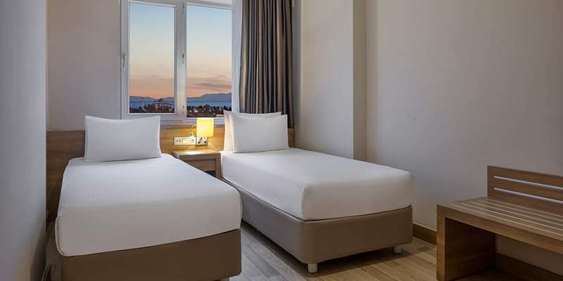 room_c2f34ccb-112e-4e5f-ad21-60fb37344e00