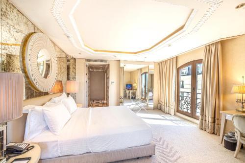 room_4b14e4b7-6f23-4faf-be47-abbbba78b910.jpg