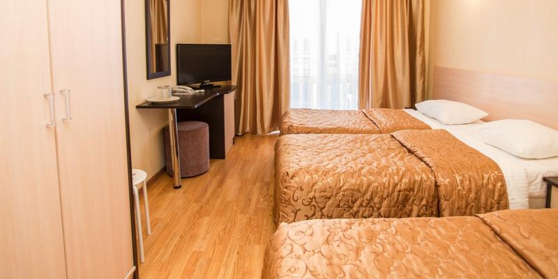 room_b483981e-bc1c-4869-b9e1-ef799548e4e7