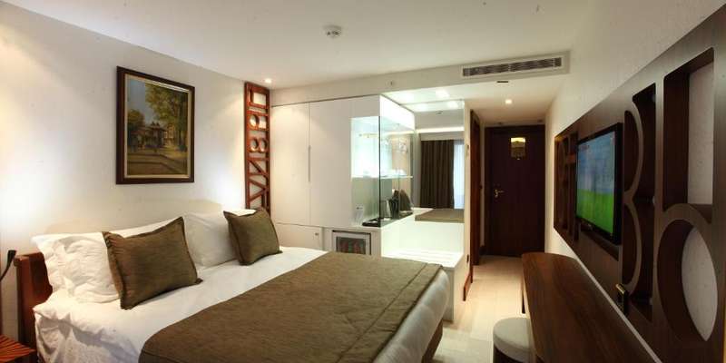 room_ba58e54c-6757-42d3-ac81-cb1bb23e5e22.jpg