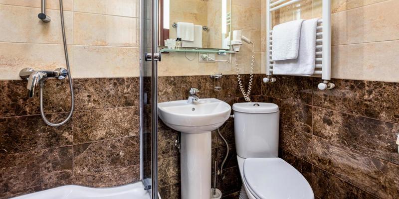 room_e41efda8-9306-49d2-aa25-9fa91f2ae1dd.jpg