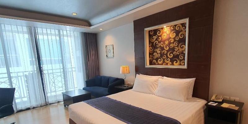 room_87404f02-9850-4c5c-8df5-a156e6478eda.jpg