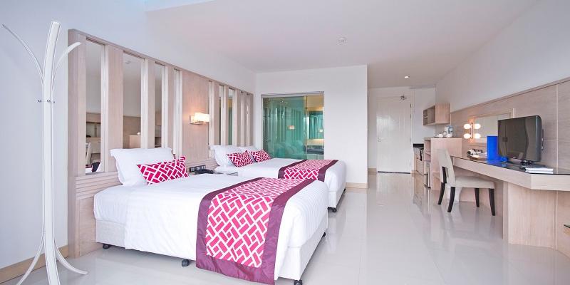 room_054925c1-dde2-4c17-b2c9-6c8aa2159d0d